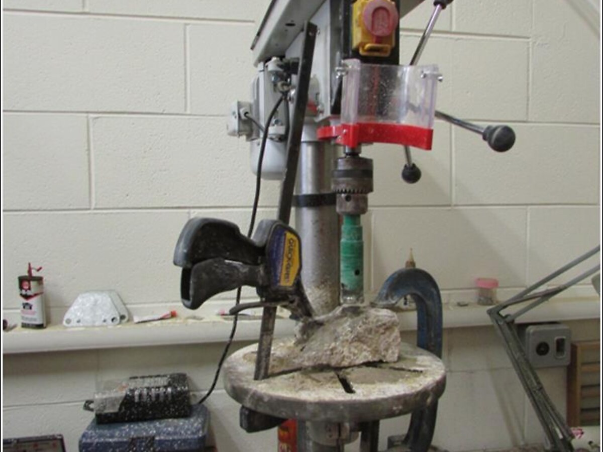 Rock coring machine